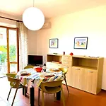 Portiglioni-cipressi Apartamento