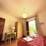 Portiglioni-cipressi Apartamento