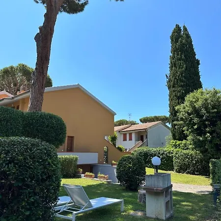 Apartment Portiglioni-cipressi *