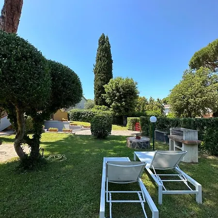 Apartment Portiglioni-cipressi *