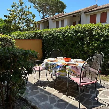 Portiglioni-cipressi Apartment