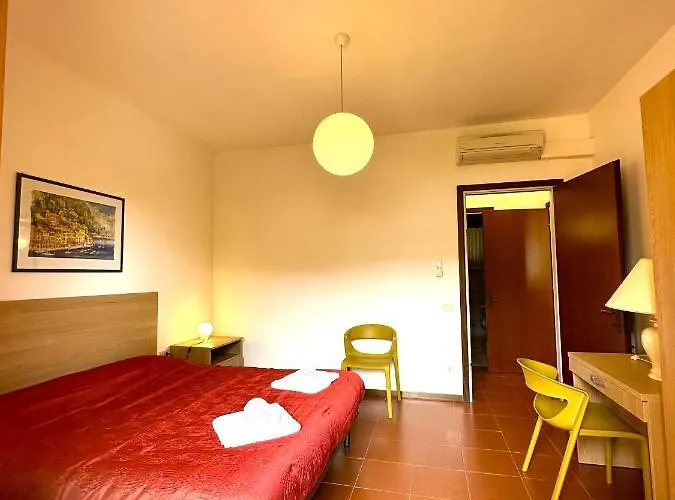 Portiglioni-cipressi Lägenhet *